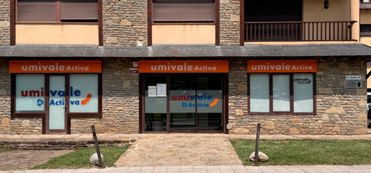 Instalaciones del centro de Umivale Activa en Vielha (fachada principal)