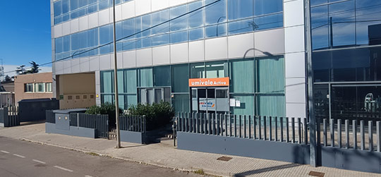 Fachada de la delegación de Umivale Activa en Paterna