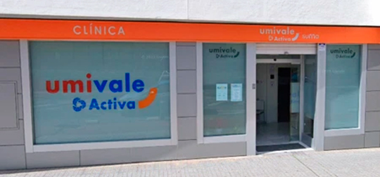 Fachada de la clínica de Umivale Activa en Córdoba